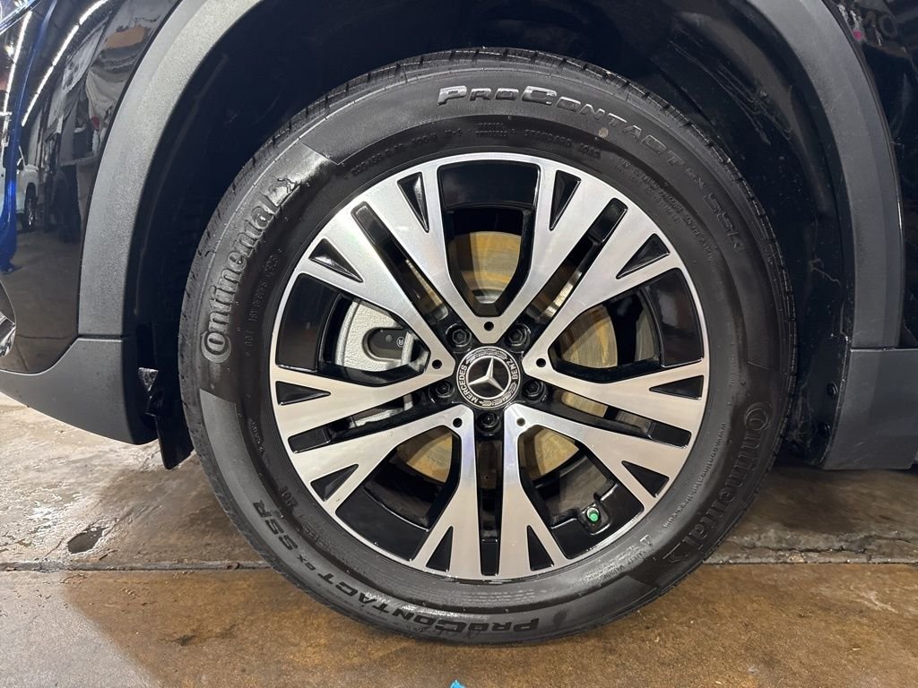 Used 2026 Black Mercedes-Benz GLA 250 image 27