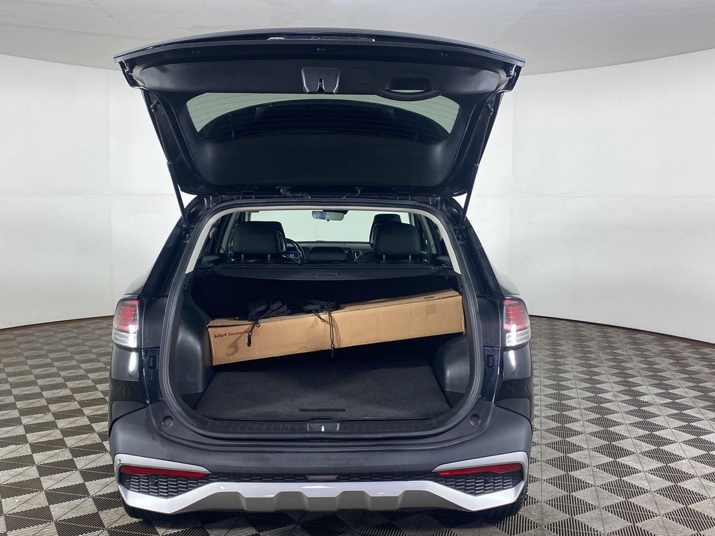 Used 2024 Ebony Black Kia EX image 7