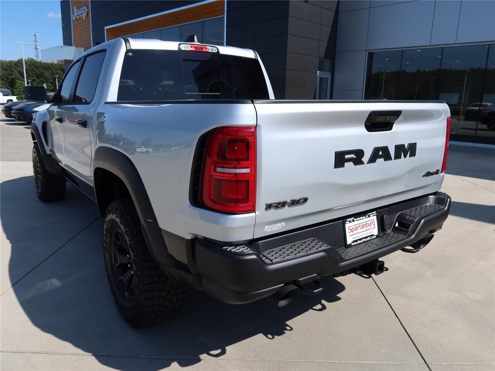 New 2026 Silver Zynith Exterior Paint RAM RHO image 4