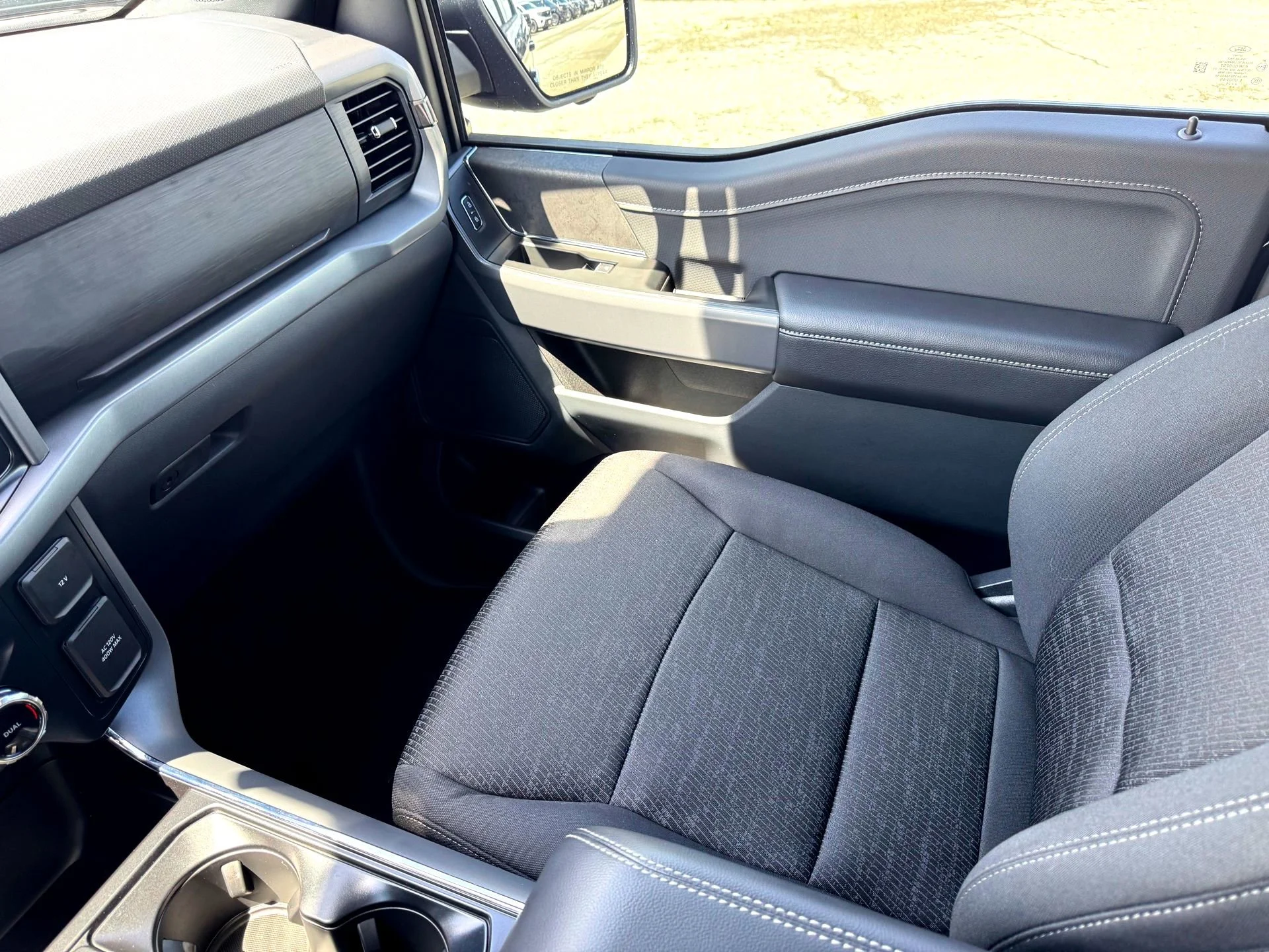 Used 2025  Ford XLT image 26