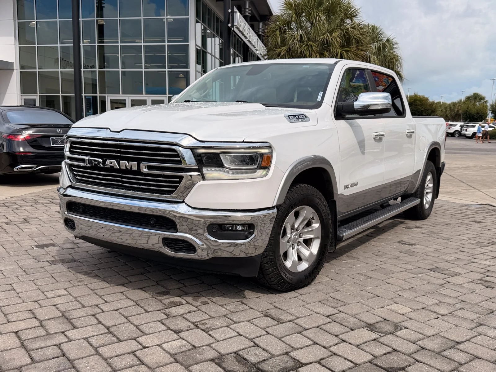 2020 RAM 1500 Pickup Laramie