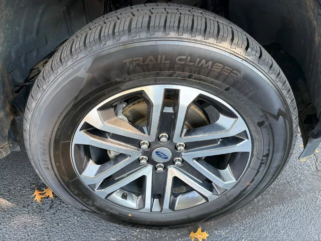 Used 2023 Blue Ford XL image 12