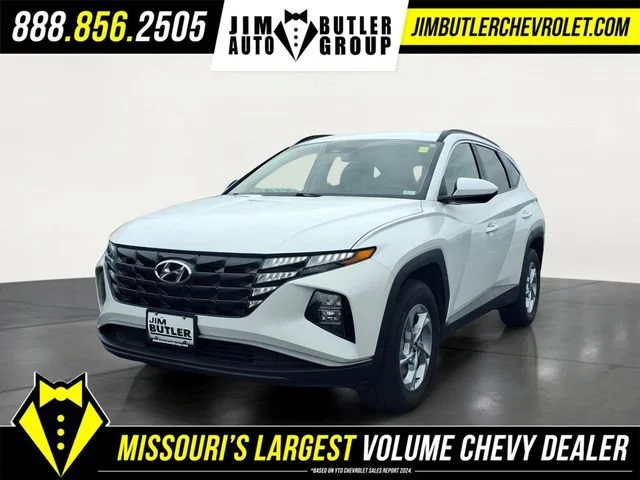 Used 2024  Hyundai SEL image 1
