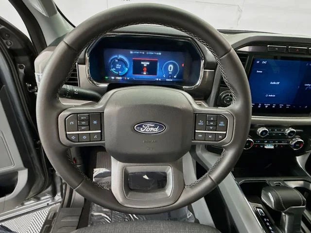 Used 2024 Gray Metallic Ford XLT image 11