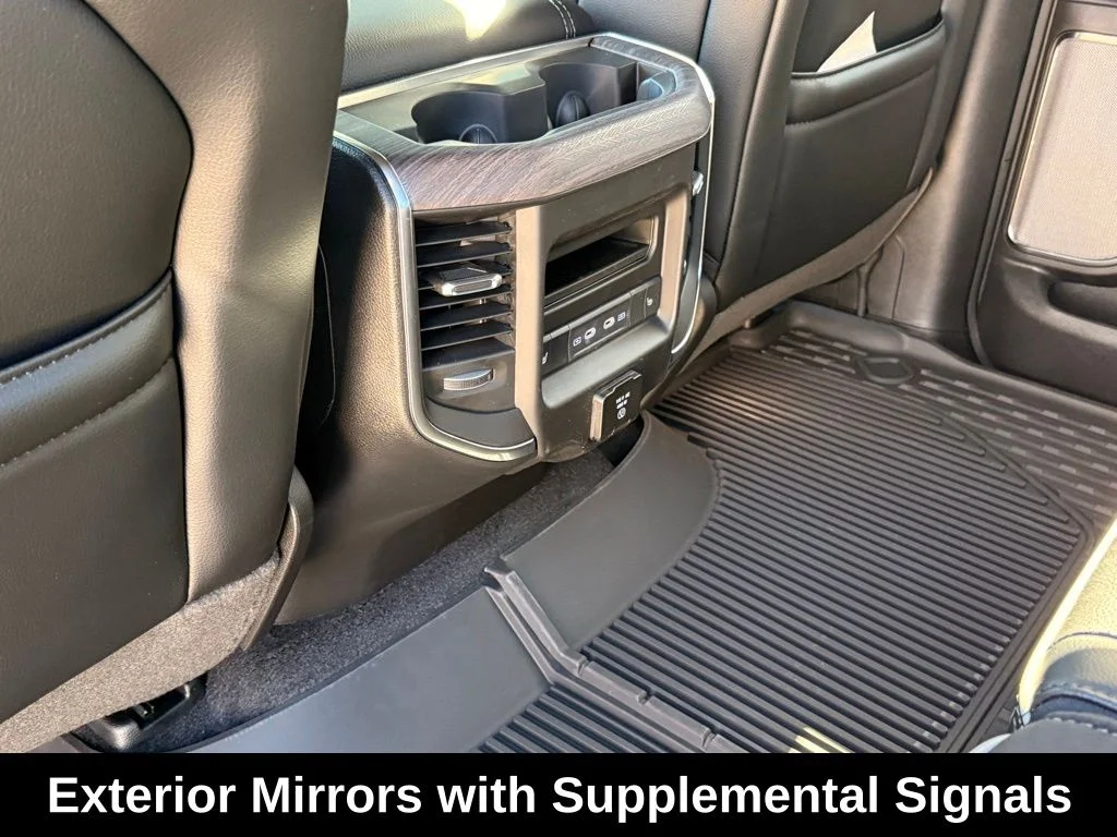 New 2026 Hydro Blue Pearl-Coat Exterior Paint RAM Laramie image 27
