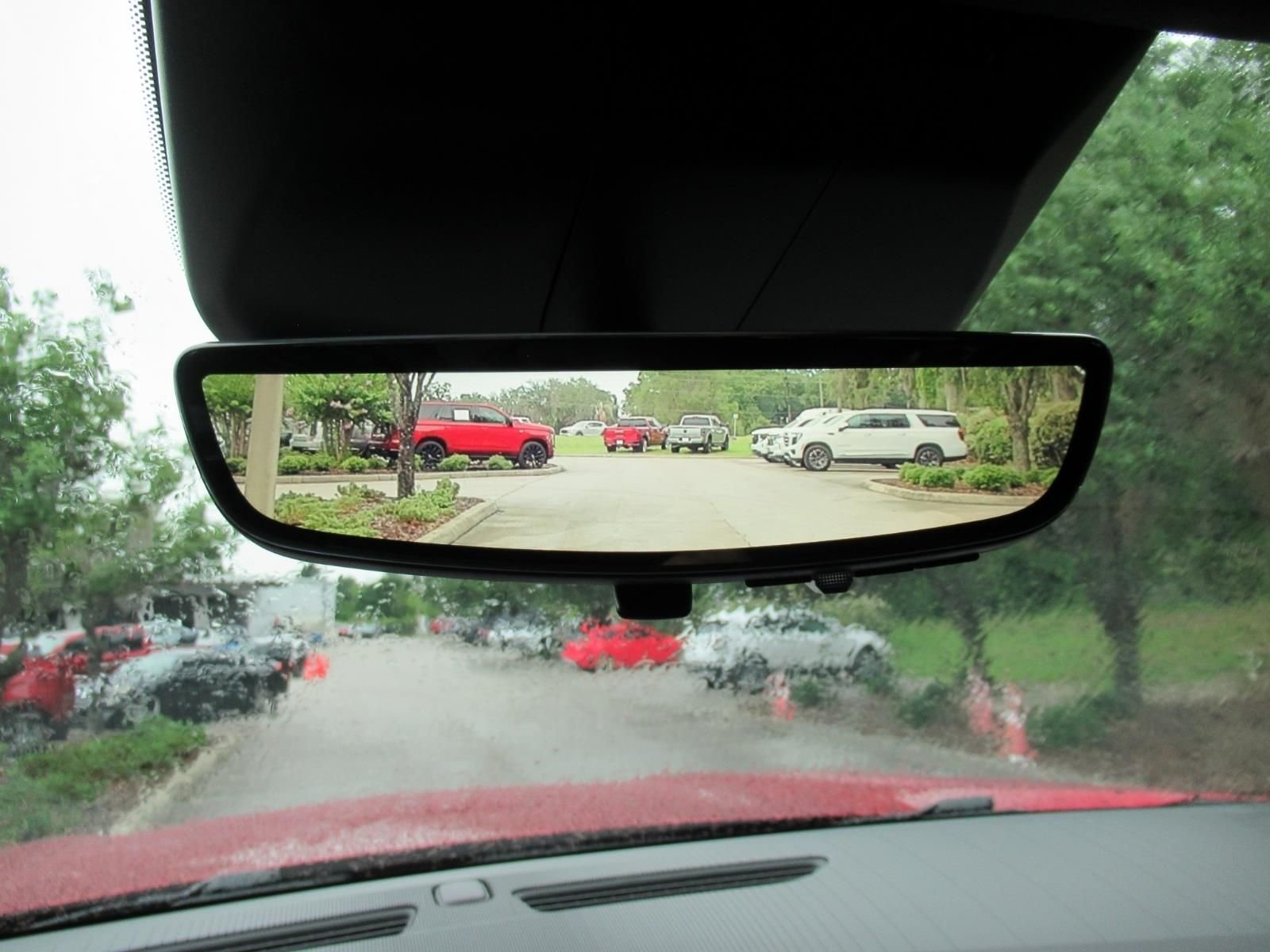 Used 2023 Red Cadillac Sport Platinum image 33