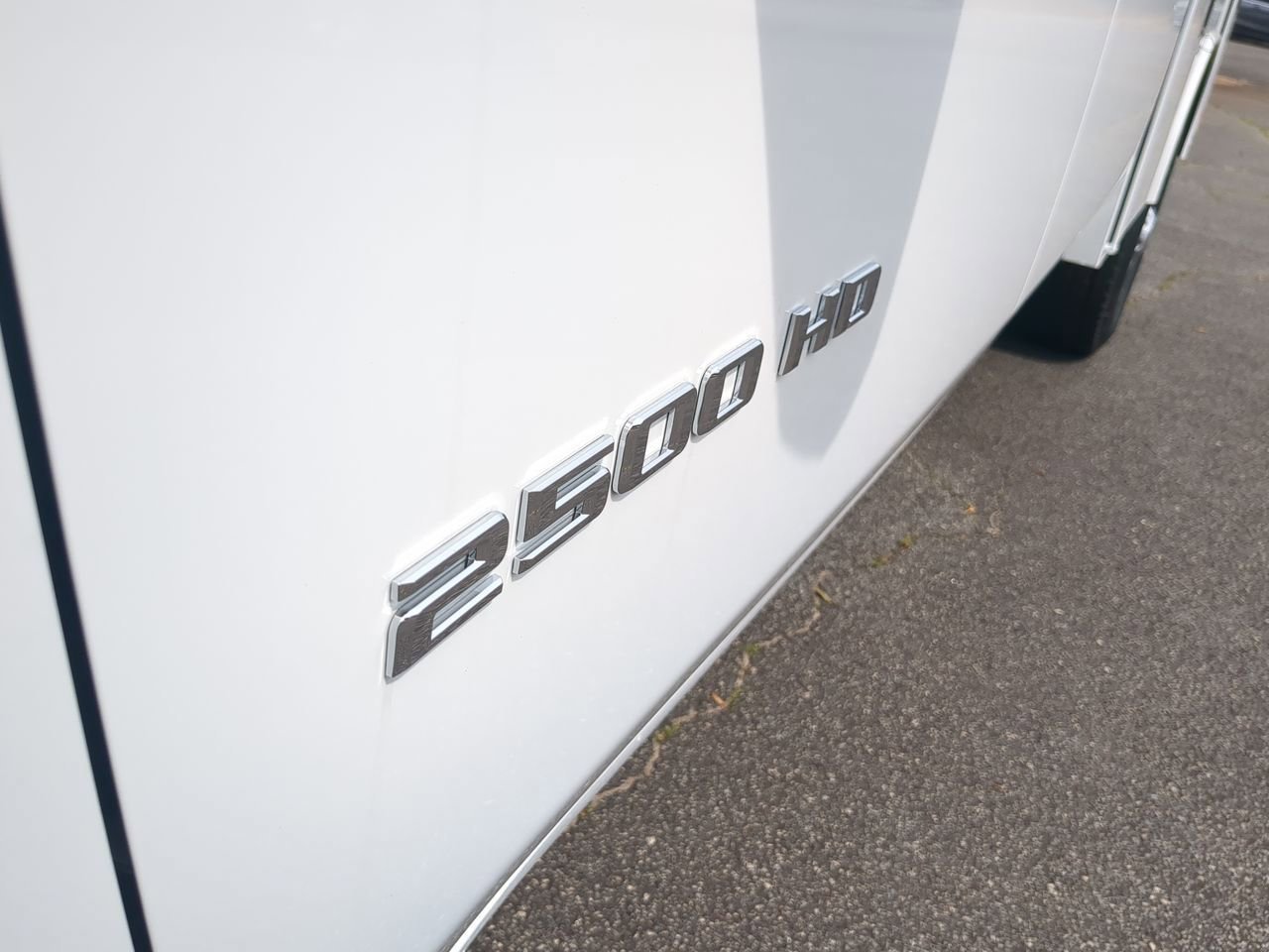 New 2026 Summit White Chevrolet Work Truck image 30