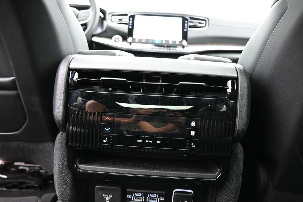 Used 2025 Black Jeep Series III image 28