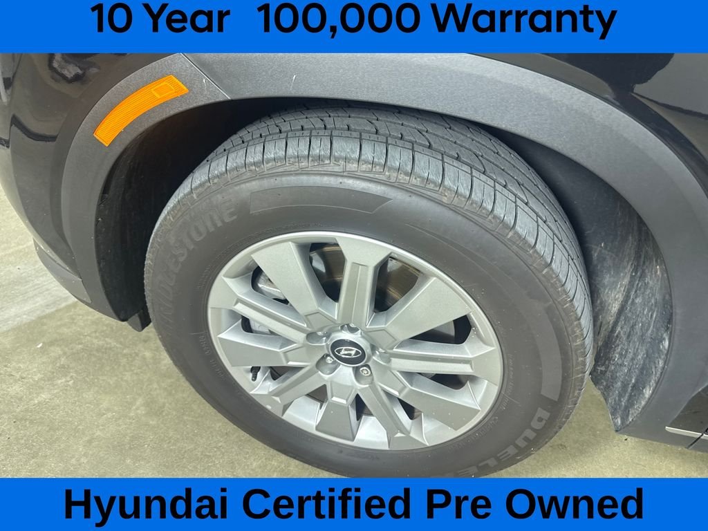 Certified Used 2025 Black Hyundai SEL image 15