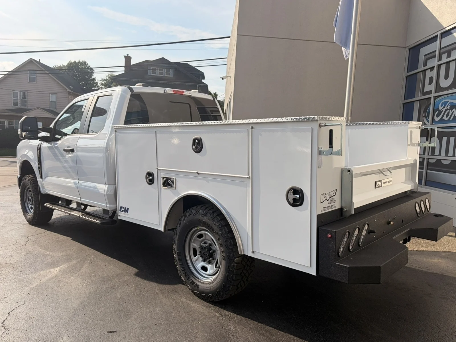New 2027 Oxford White Ford F-250® XL image 6