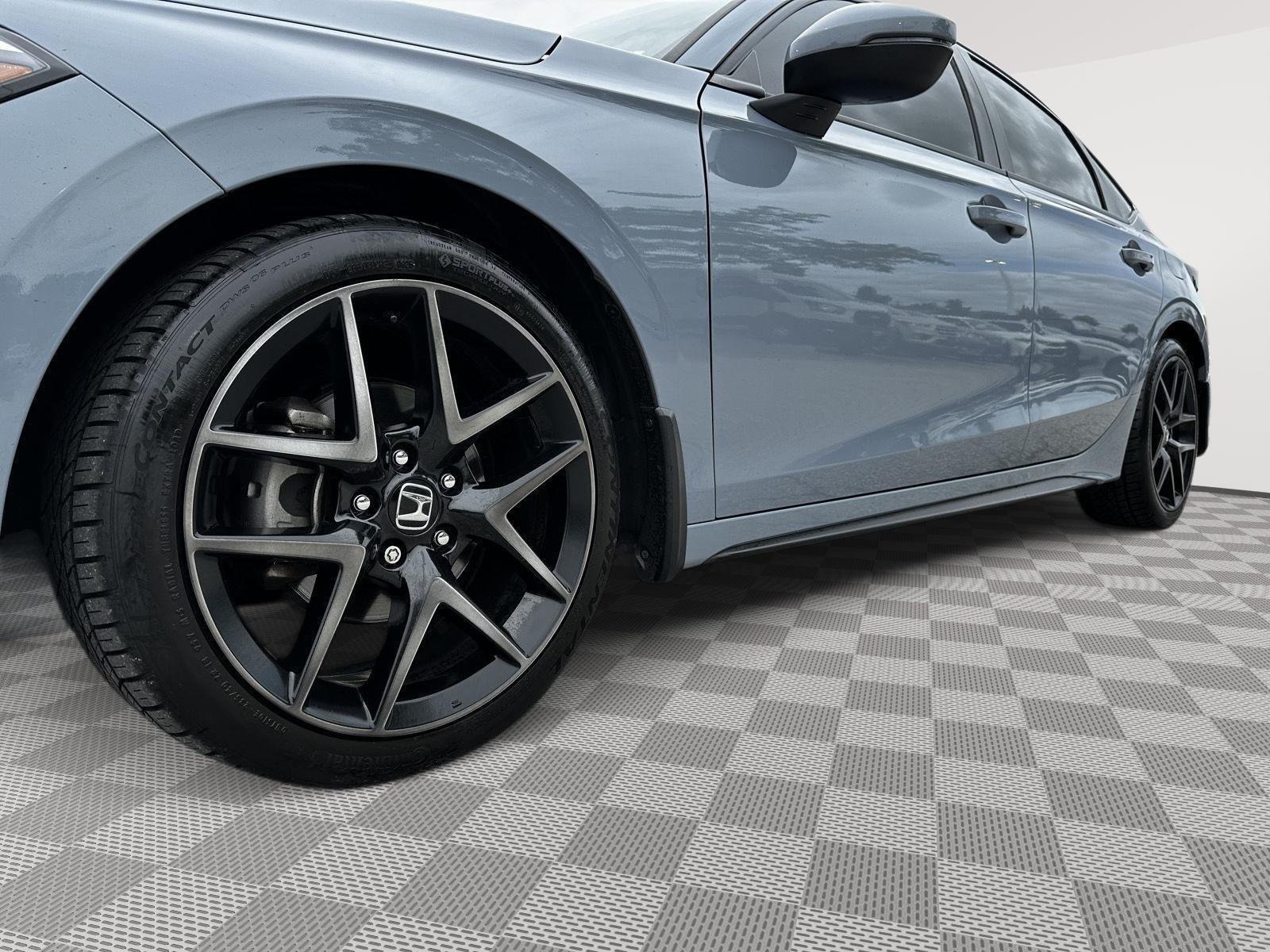 Used 2022 Sonic Gray Pearl Honda Sport Touring image 6