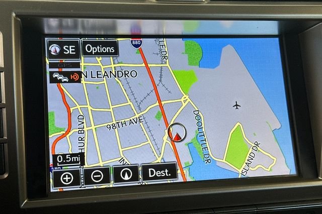 Used 2017  Lexus 460 image 22
