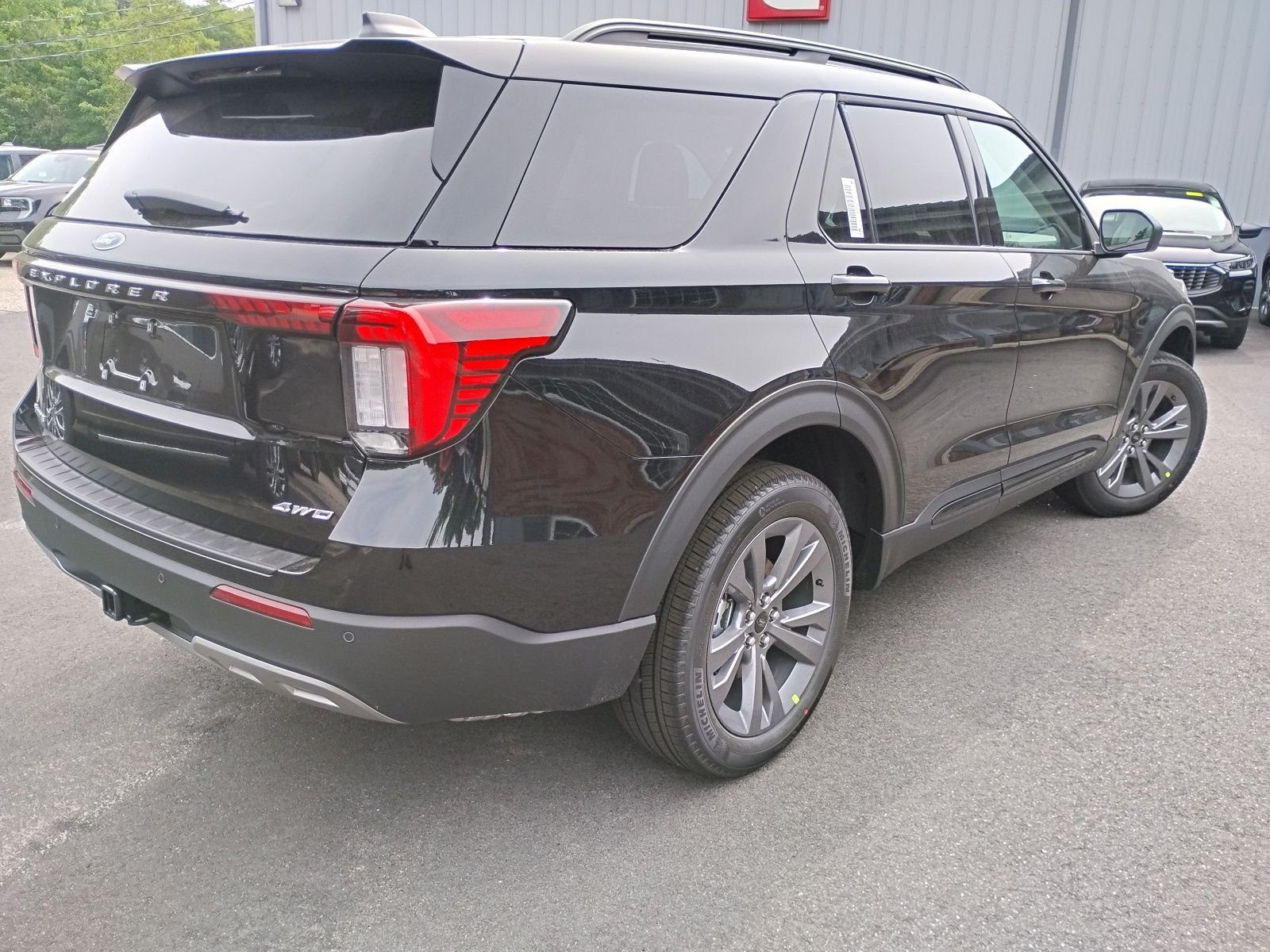 New 2026 Agate Black Metallic Ford Active image 7