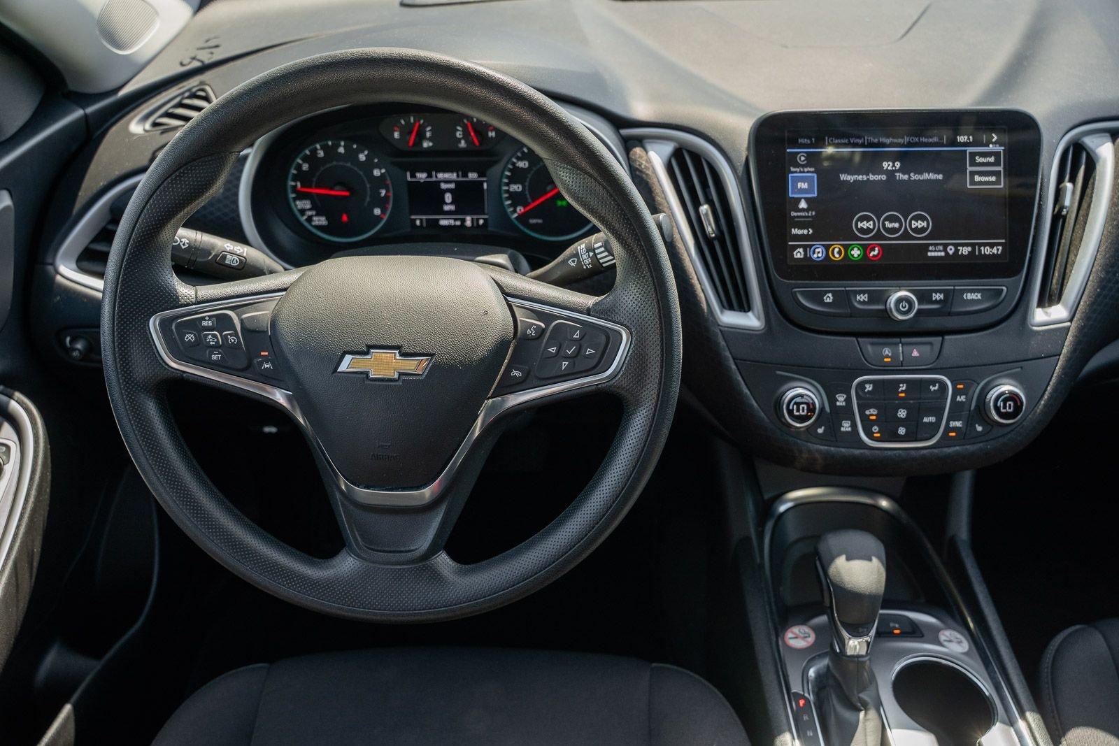 Used 2024 Gray Chevrolet LT image 30