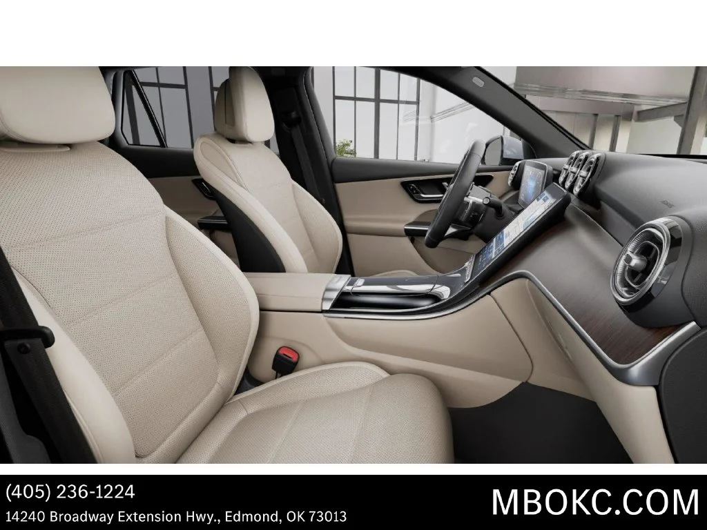 Used 2027 Polar White Mercedes-Benz GLC 300 image 4