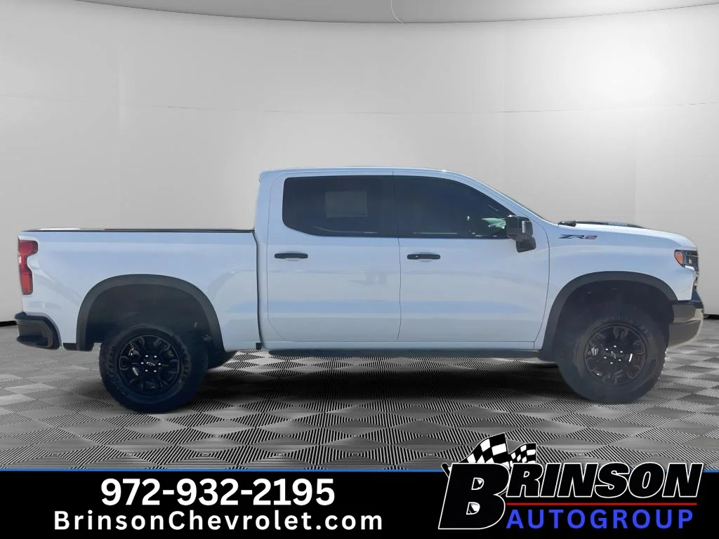 New 2026 Summit White Chevrolet ZR2 image 5