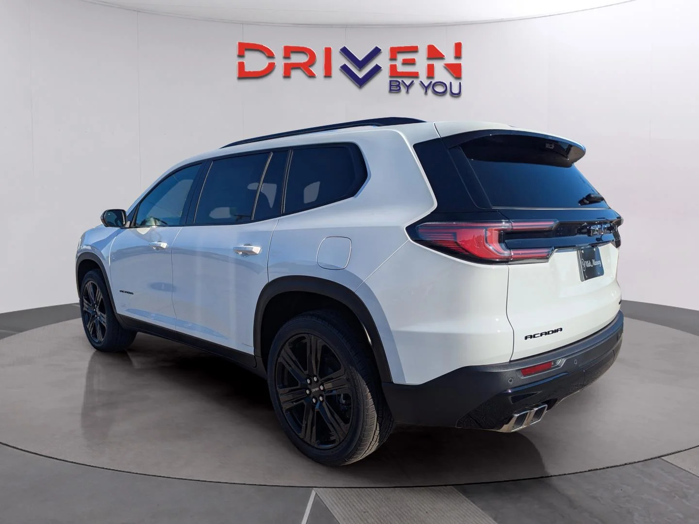 New 2026 Summit White GMC Elevation image 2