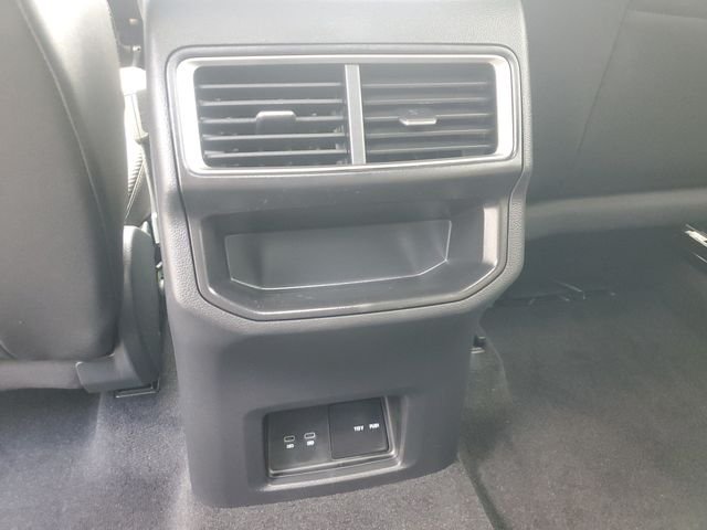 2026 Volkswagen Atlas Cross Sport SE w/Tech - Photo 13