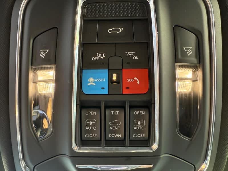 Used 2024 Baltic Gray Metallic Clearcoat Jeep Limited image 25
