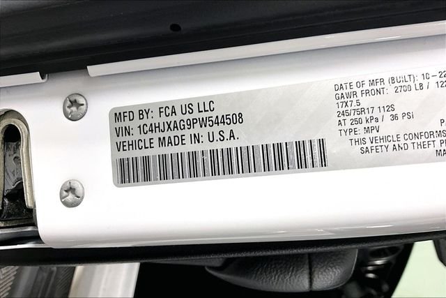 Used 2023 White Jeep Sport S image 3