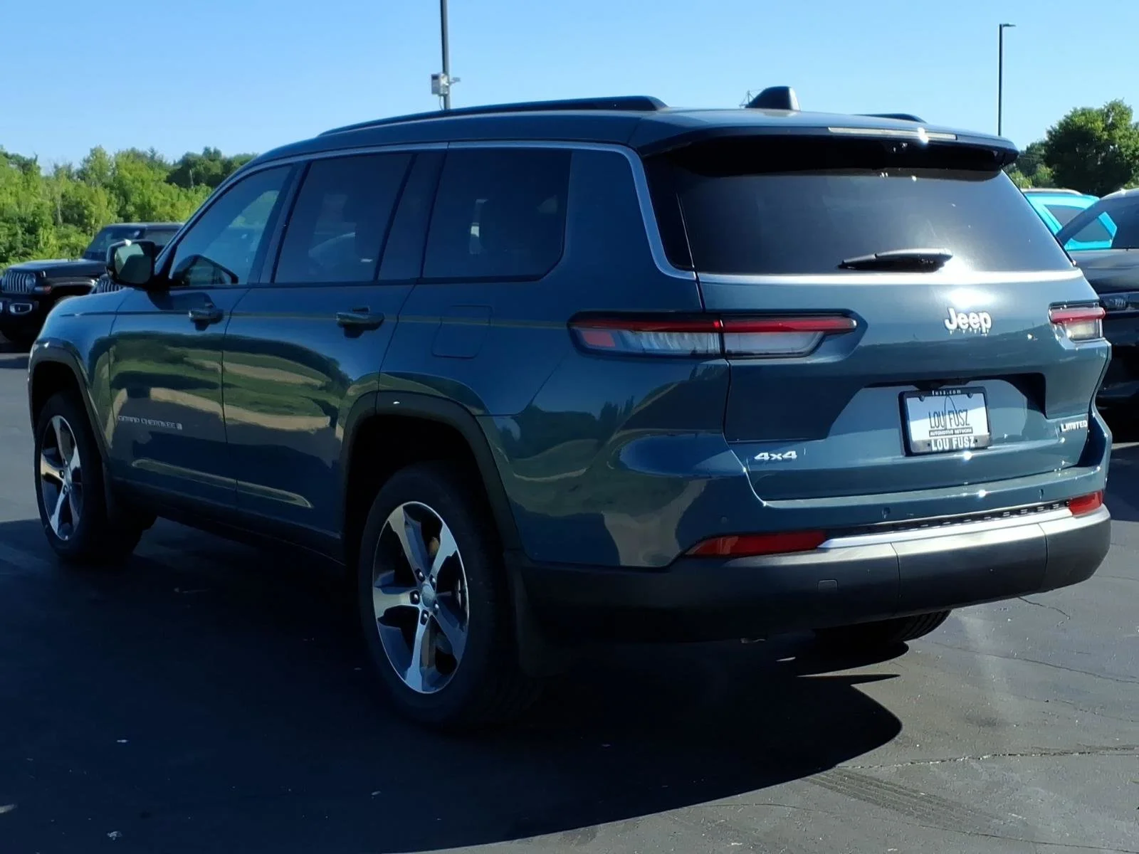 New 2026 Steel Blue Jeep Limited image 4