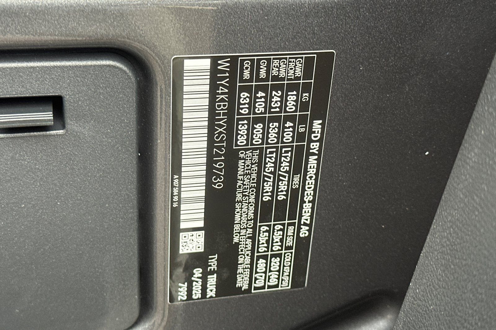 2025 Mercedes-Benz Sprinter Cargo Van Base - Photo 21