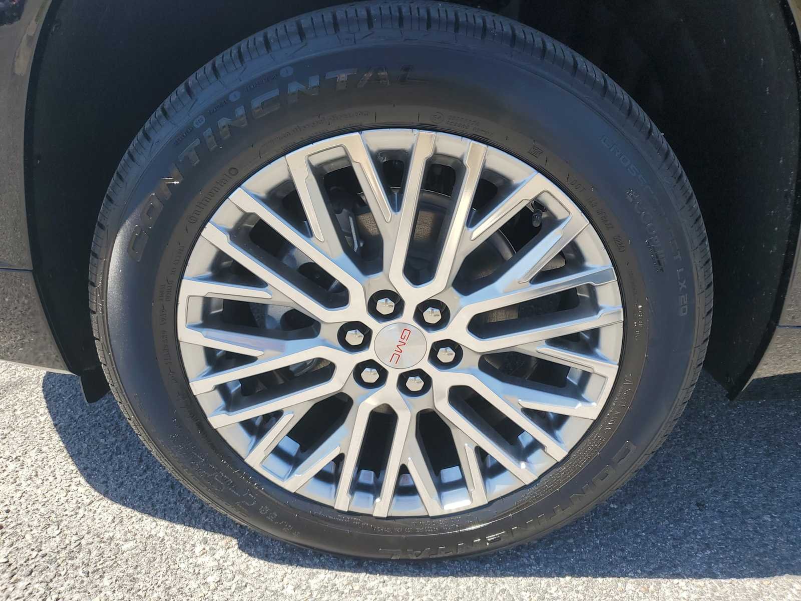 2026 GMC Acadia Denali - Photo 10