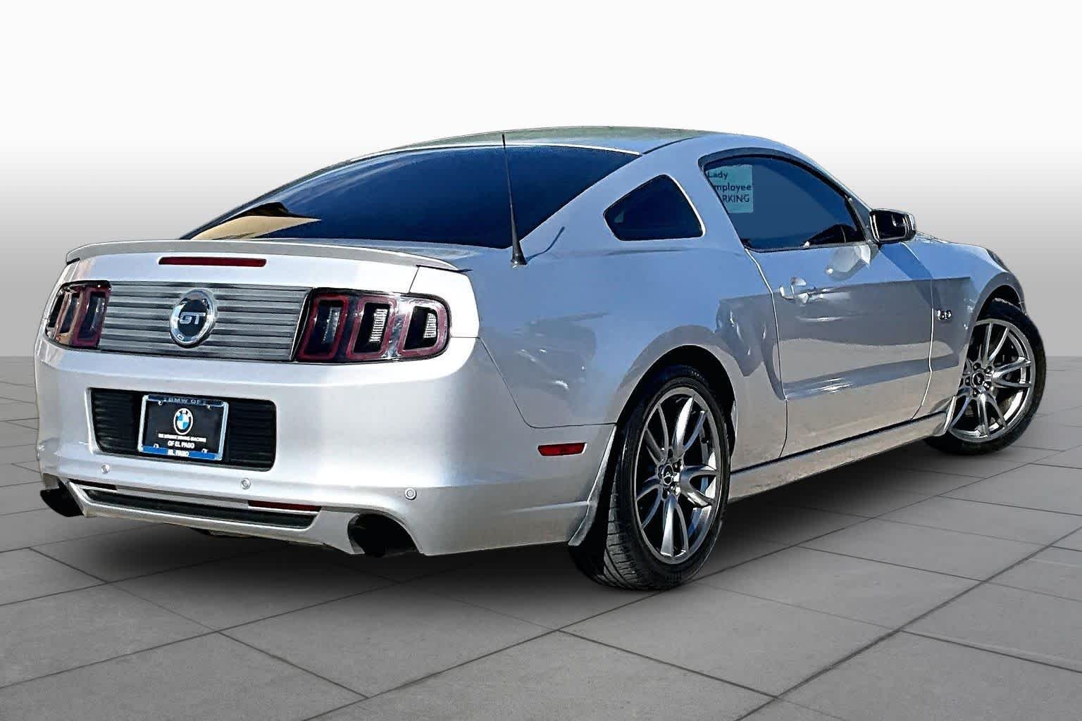 Used 2014 Ingot Silver Metallic Ford GT image 12