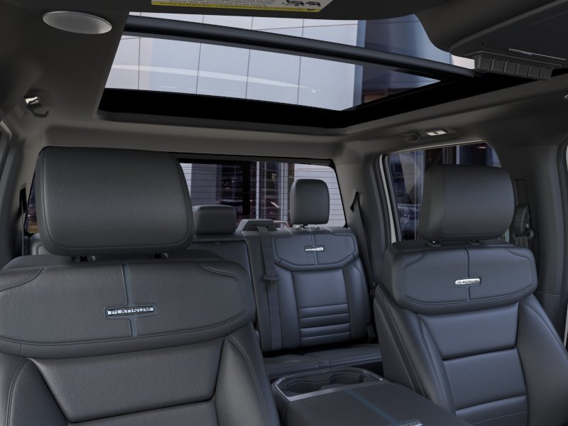New 2026 Star White Metallic Tri-Coat Ford F-350® Platinum® image 22