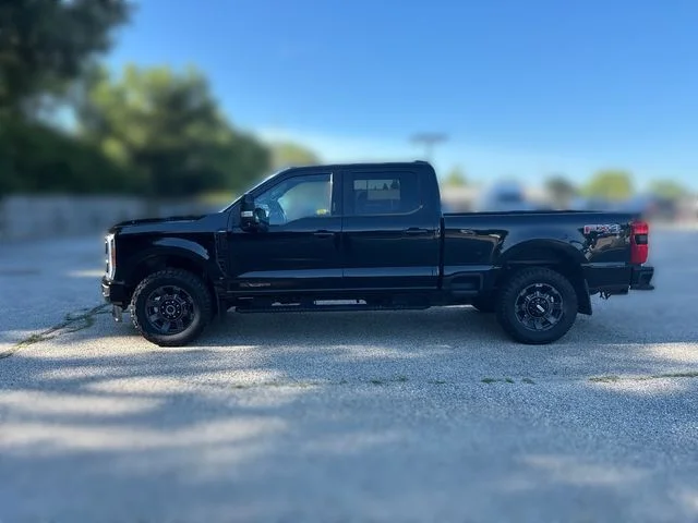 Used 2023 Black Ford Lariat image 10