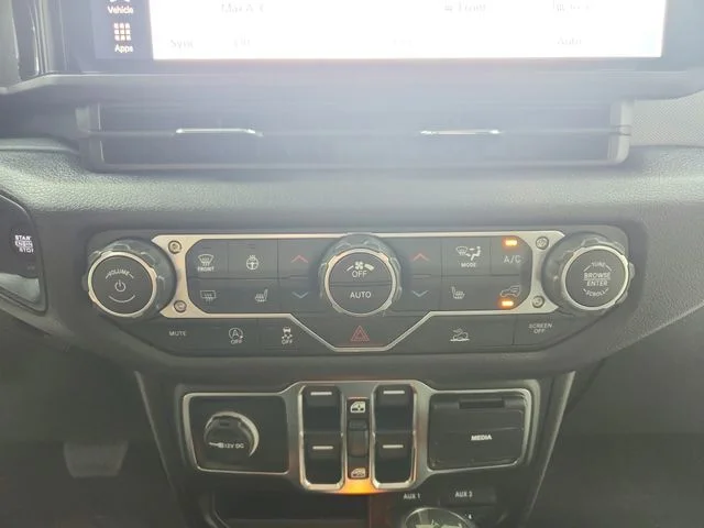 New 2026  Jeep Sport S image 31