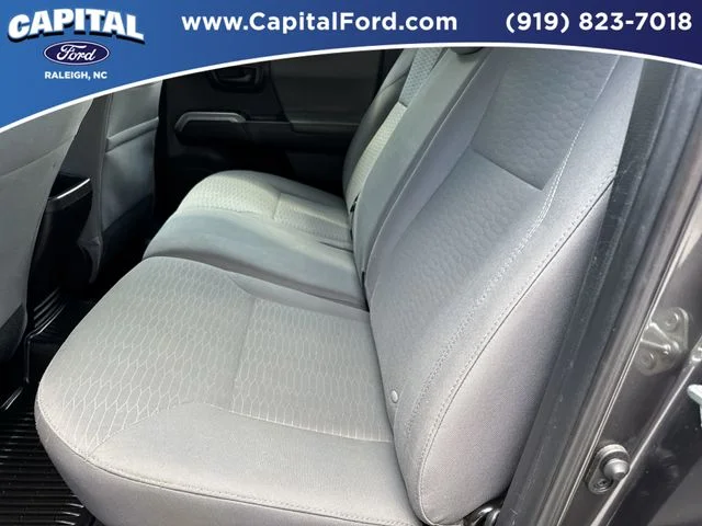 Used 2016 Gray Toyota SR5 image 17