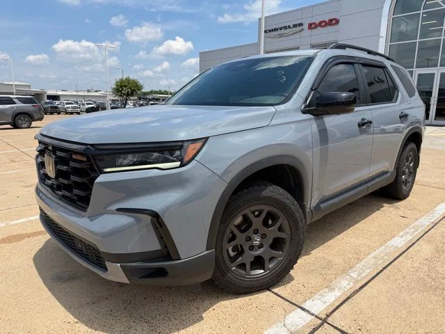2024 Honda Pilot TrailSport AWD's photo