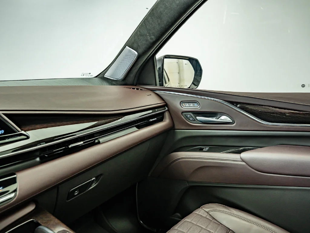 Used 2024 Black Raven Cadillac Sport Platinum image 31
