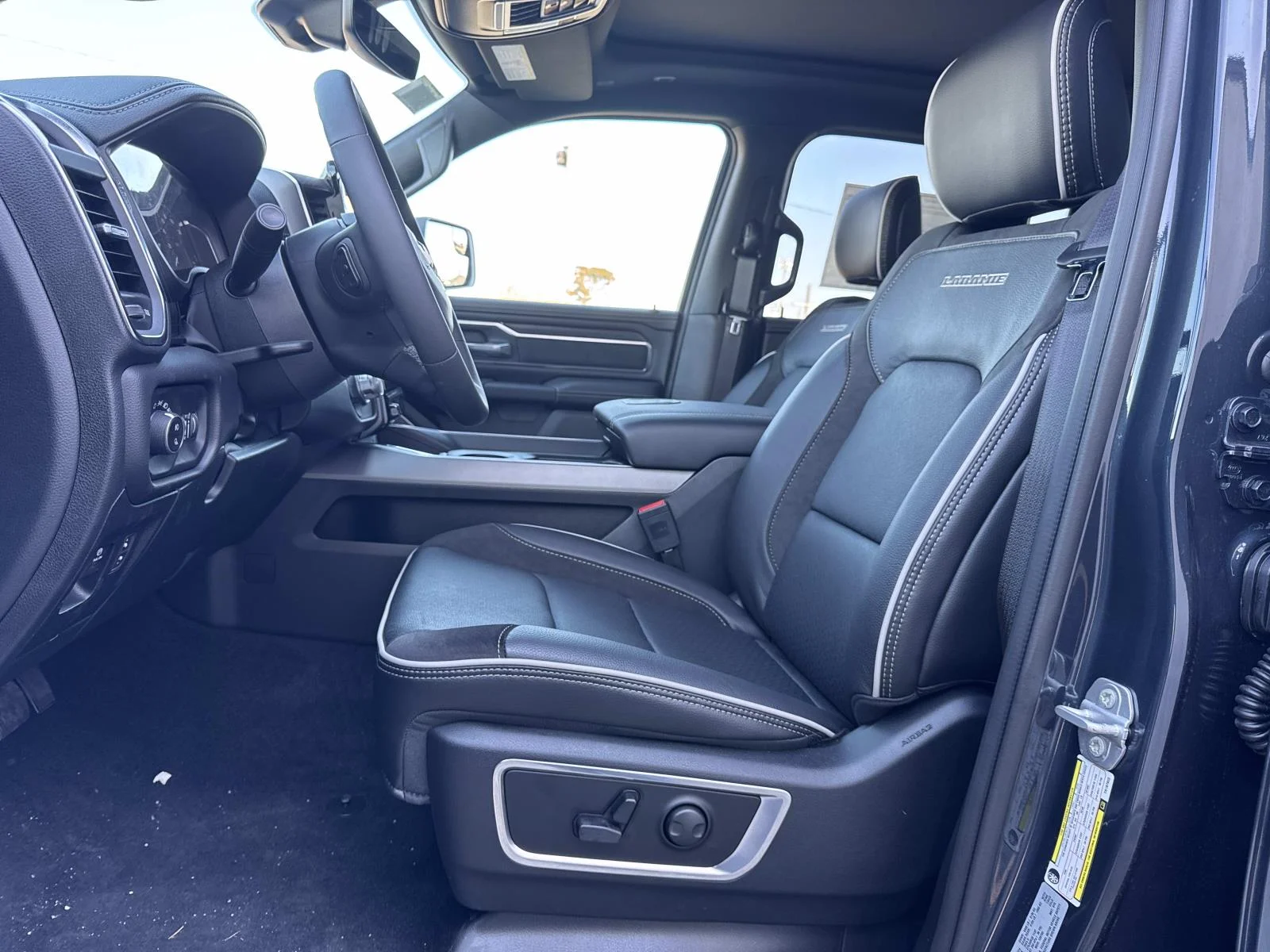 New 2026 Forged Blue Metallic Exterior Paint RAM Laramie image 9