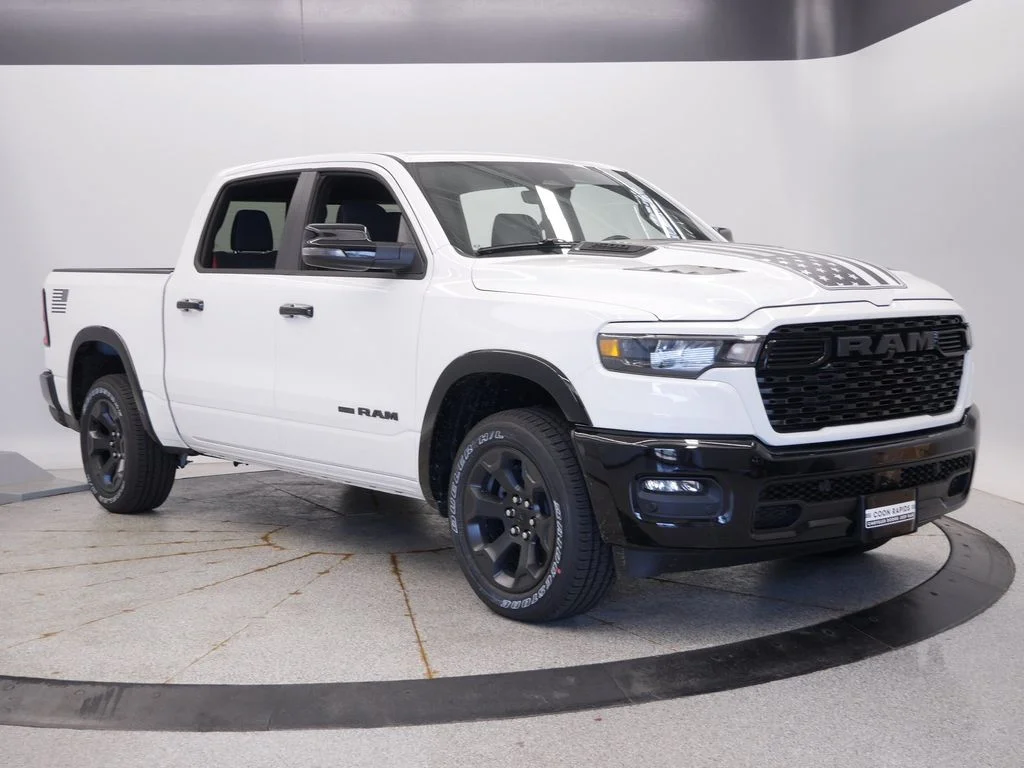 New 2026 Bright White Clear-Coat Exterior Paint Ram Big Horn/Lone Star image 9