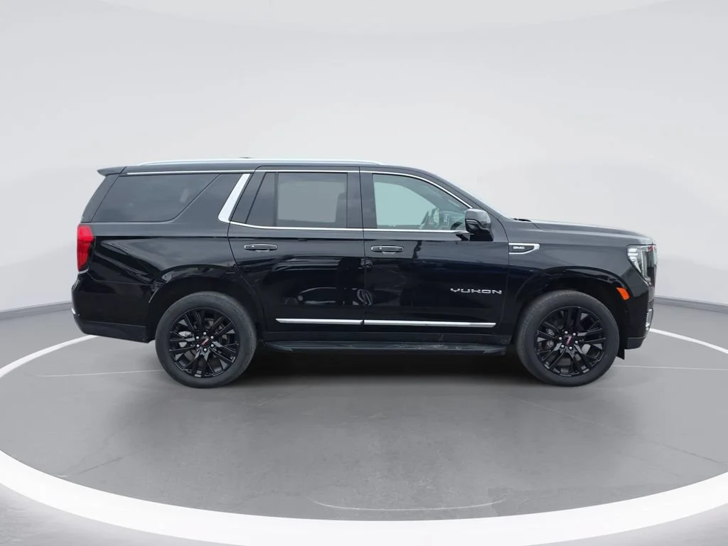Certified Used 2023 Onyx Black GMC SLT image 2