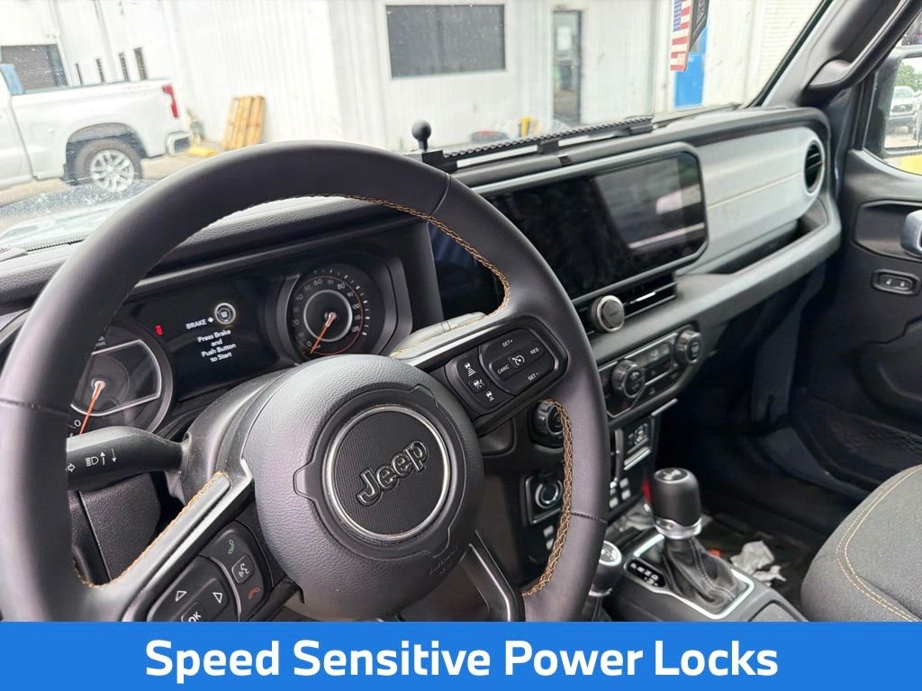 Used 2024 Gray Jeep Sport S image 13