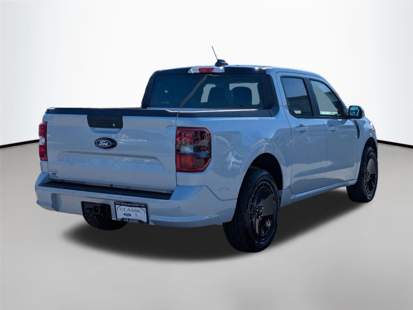 New 2026 Space White Metallic Ford Lobo™ image 5