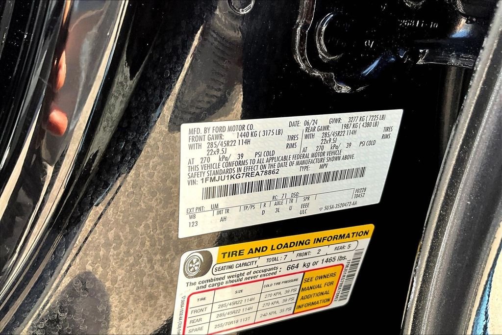 Used 2024 Black Ford Limited image 20