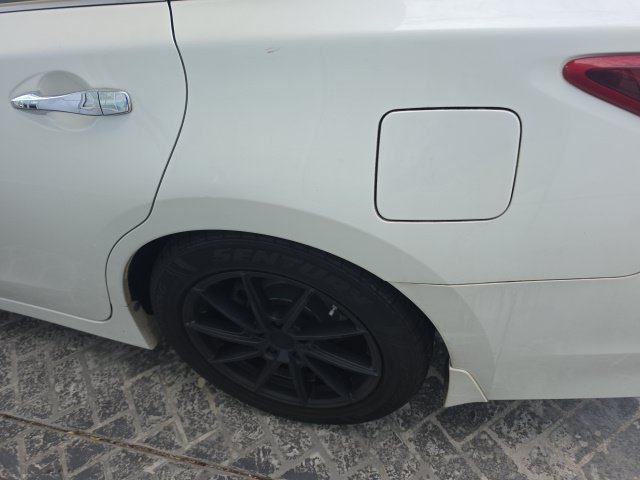 Used 2017 White Nissan 2.5 SR image 7