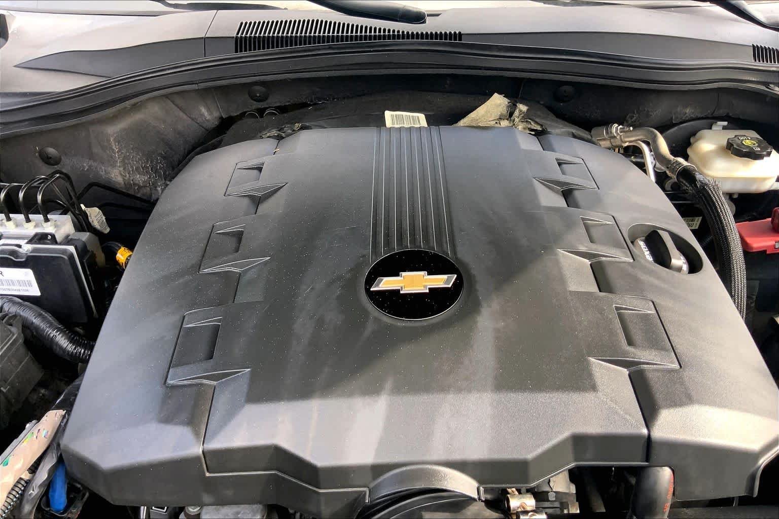Used 2013 Black Chevrolet LS image 32