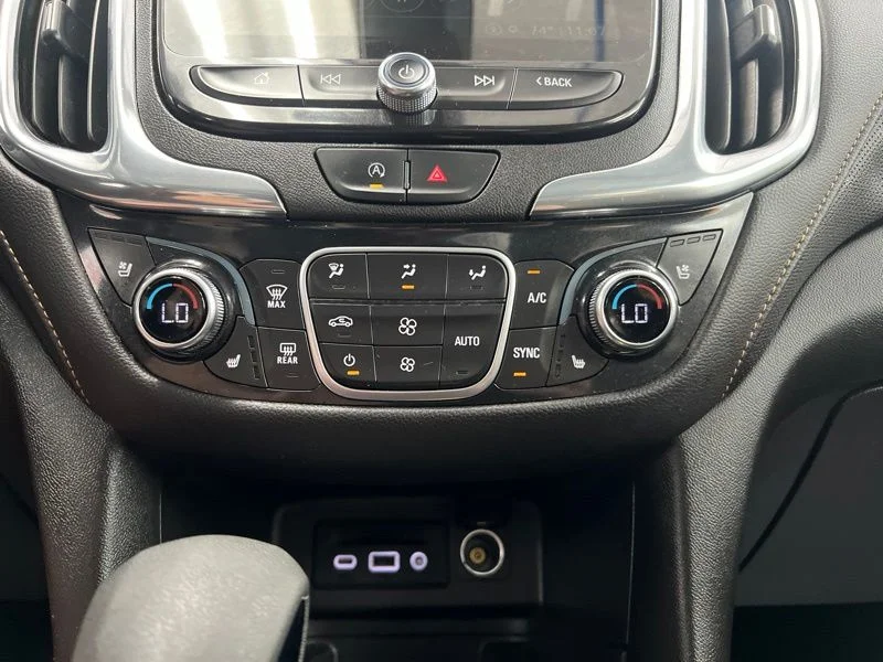 Used 2024 Red Chevrolet Premier image 30