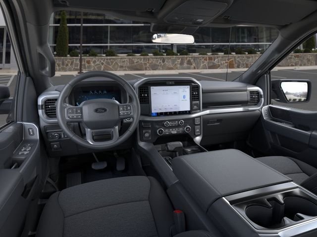 New 2026 Carbonized Gray Metallic Ford XLT image 9