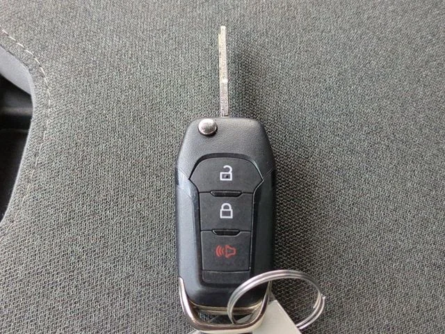 Used 2019 Velocity Blue Metallic Ford XL image 27