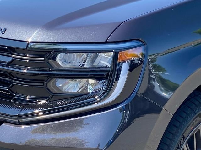 New 2026 Gray Ford Platinum image 4