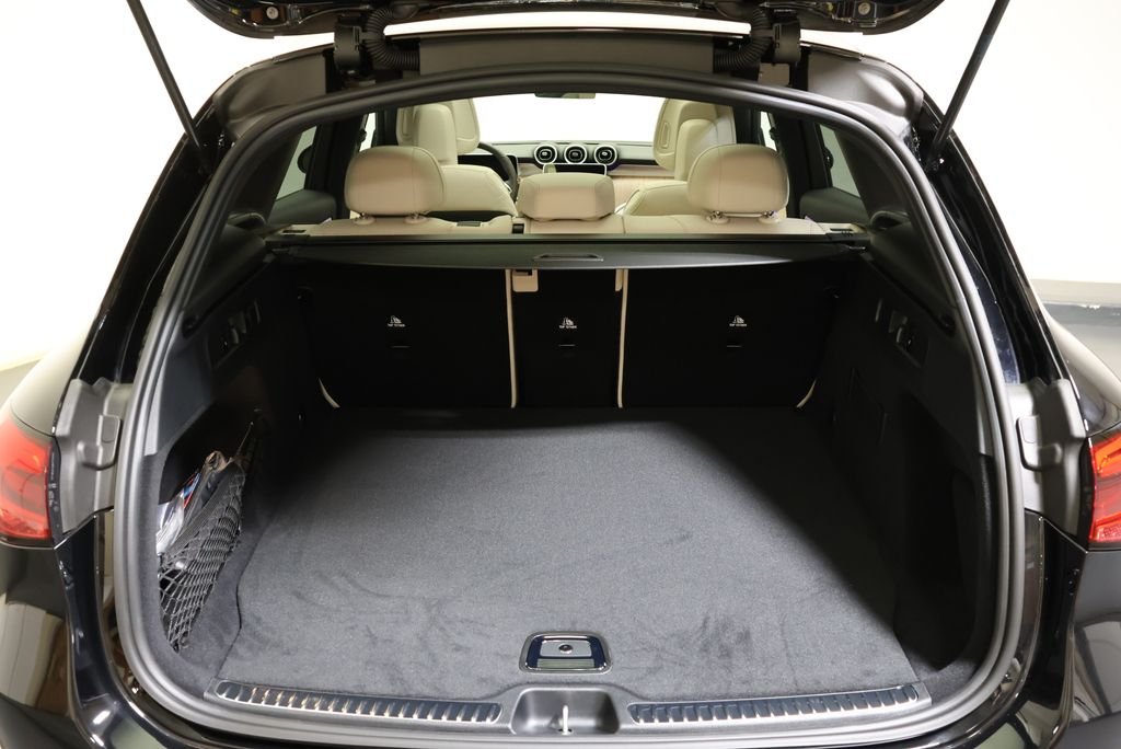 New 2026 Black Mercedes-Benz GLC 300 image 54