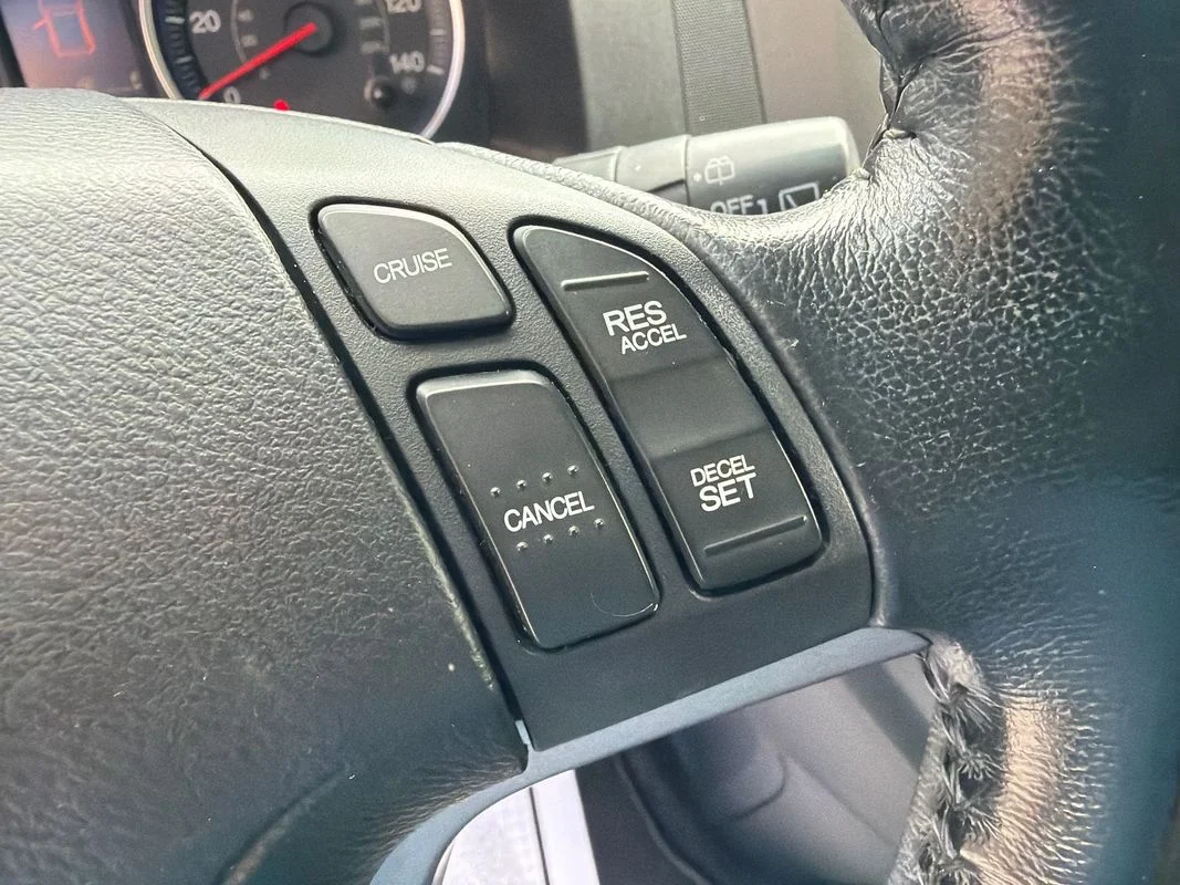 Used 2011 Gray Honda EX-L image 13