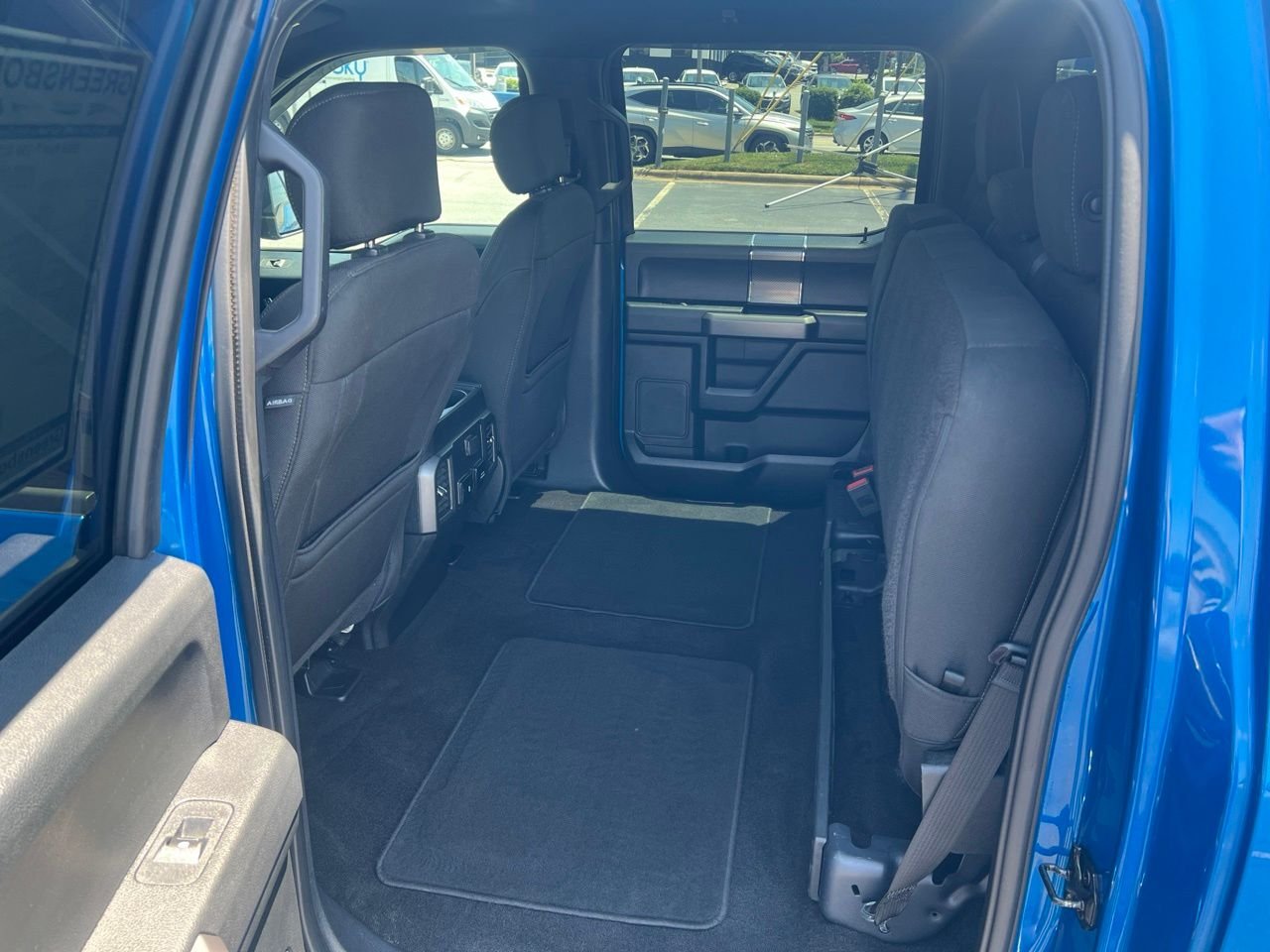Used 2019 Blue Ford XLT image 19