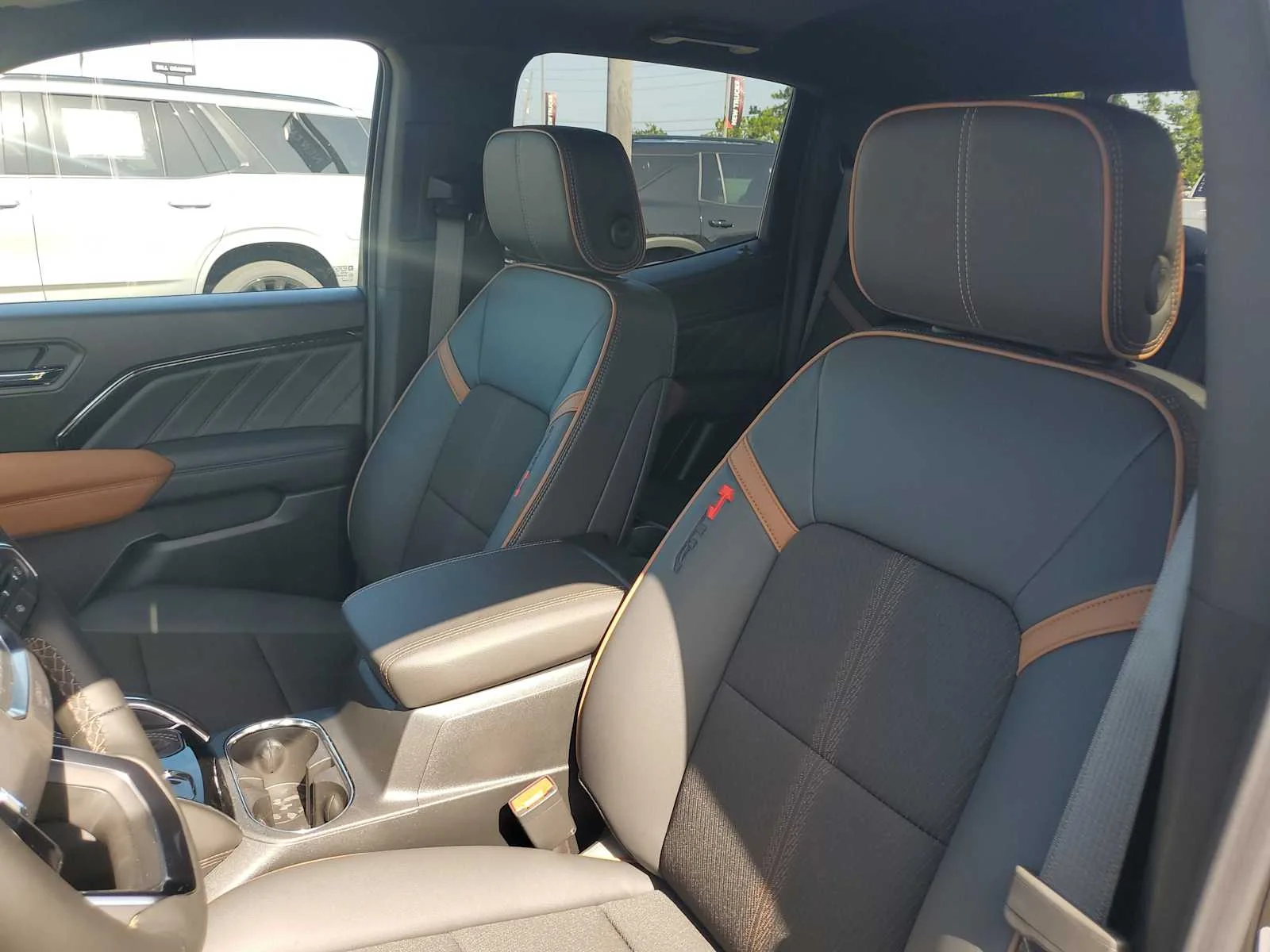 New 2026 Onyx Black GMC AT4 image 23